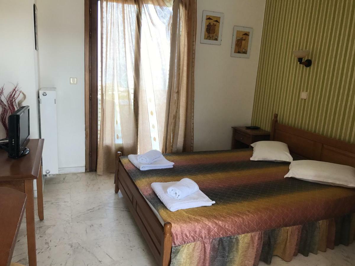 Aparthotel Zephyros à Polychrono Extérieur photo