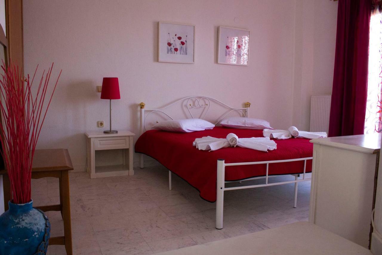 Aparthotel Zephyros à Polychrono Extérieur photo