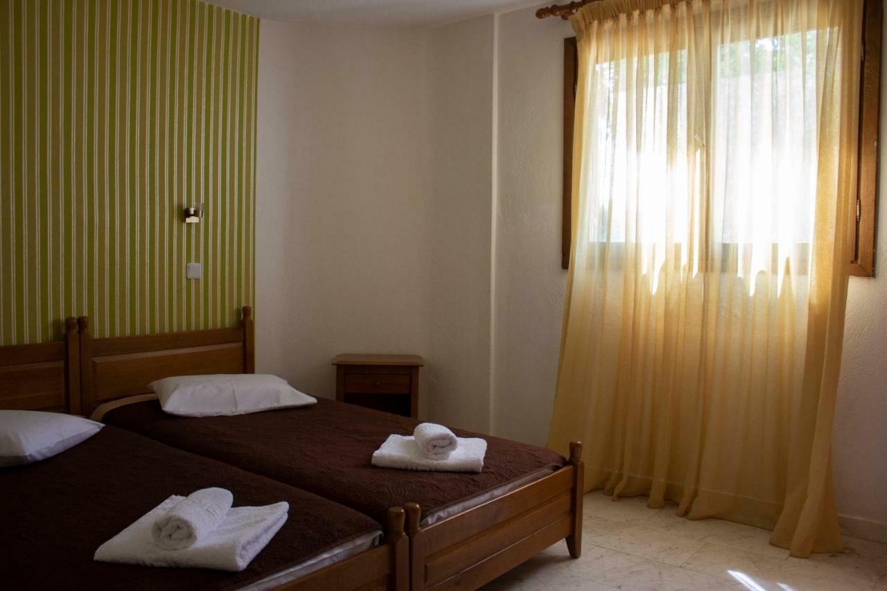 Aparthotel Zephyros à Polychrono Extérieur photo