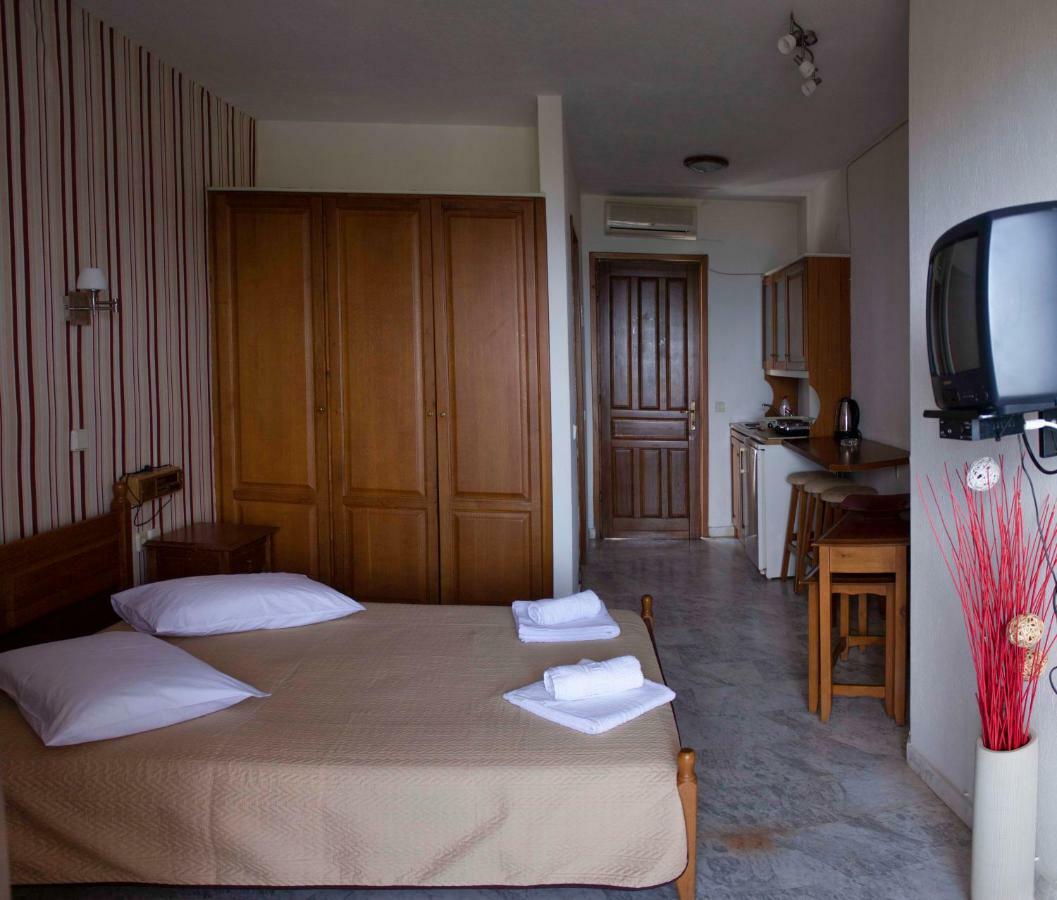 Aparthotel Zephyros à Polychrono Extérieur photo